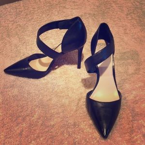 Vince Camuto Pumps Size 8 (worn one time)